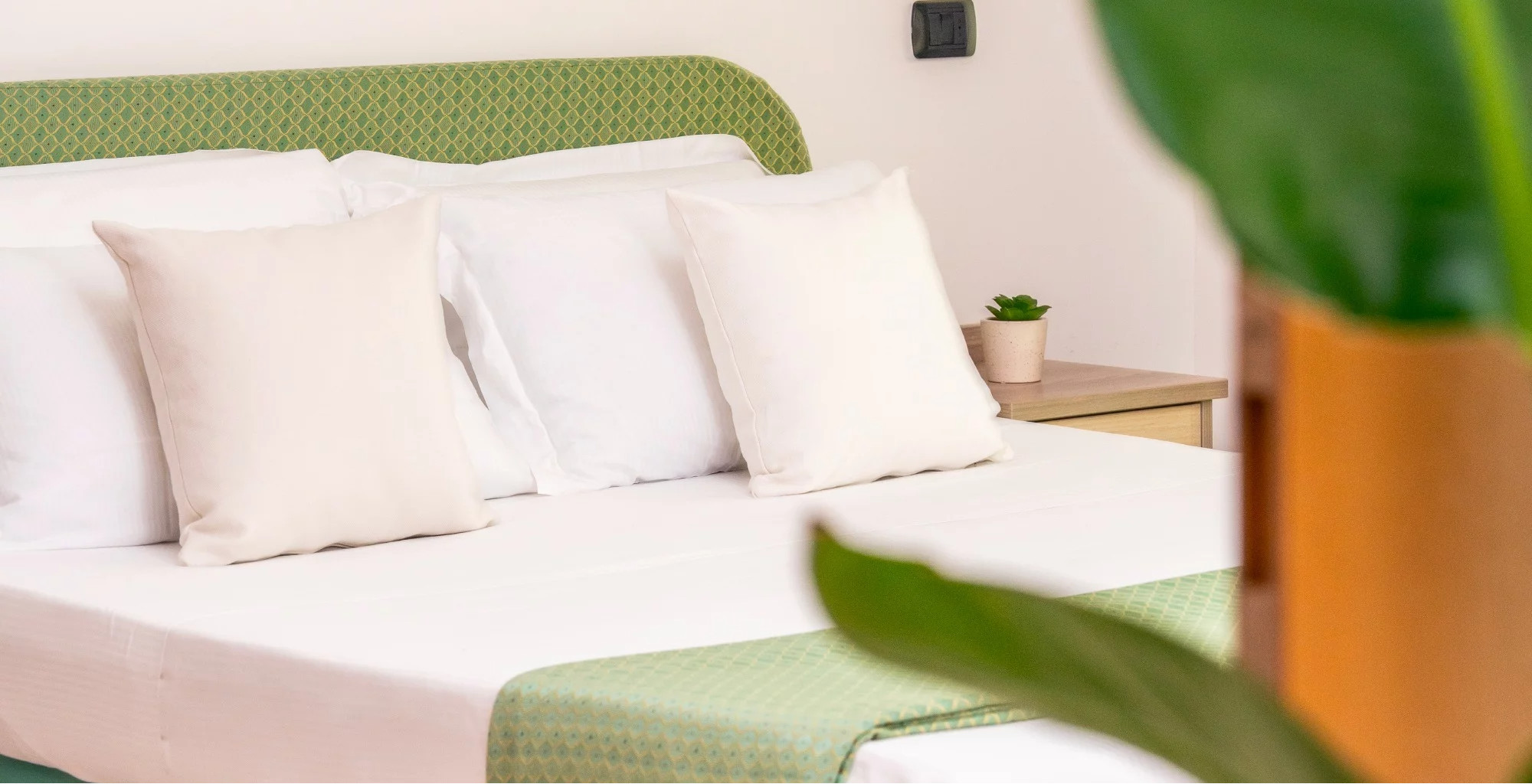 media.slide_desktop_famil_3